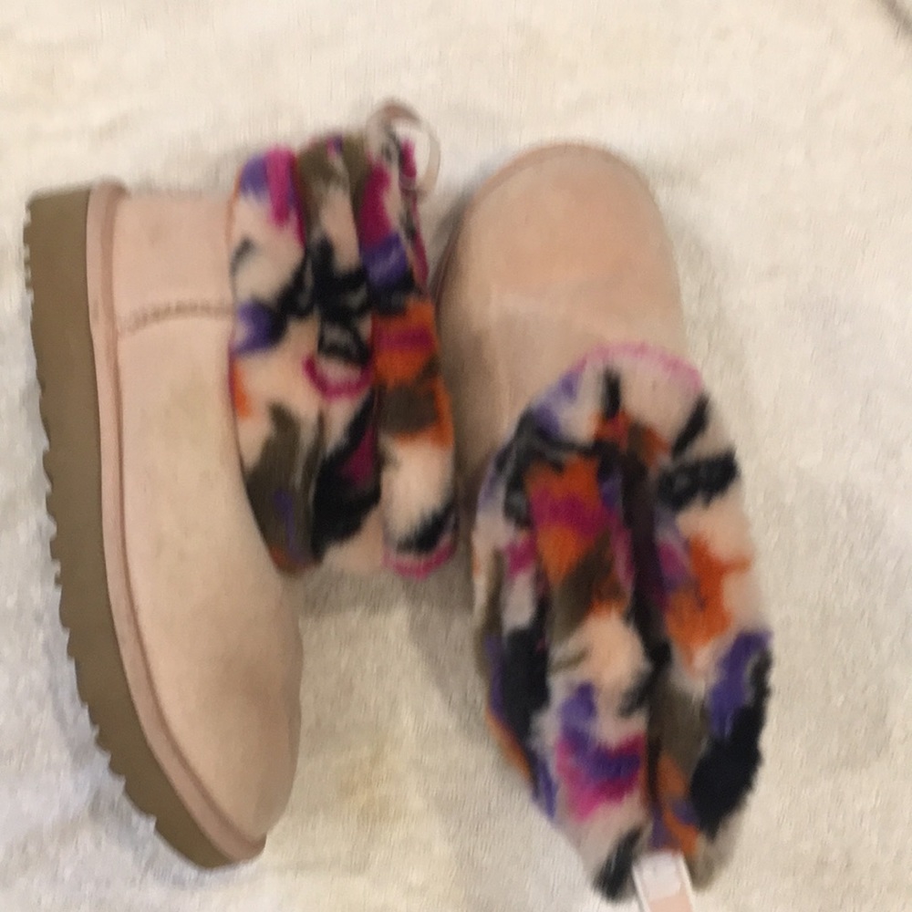 UGGs Lightly worn funky, super comfy